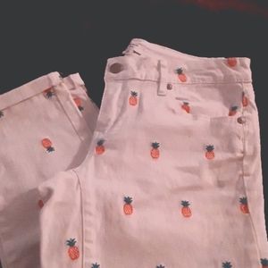 Pineapple print capris jeans